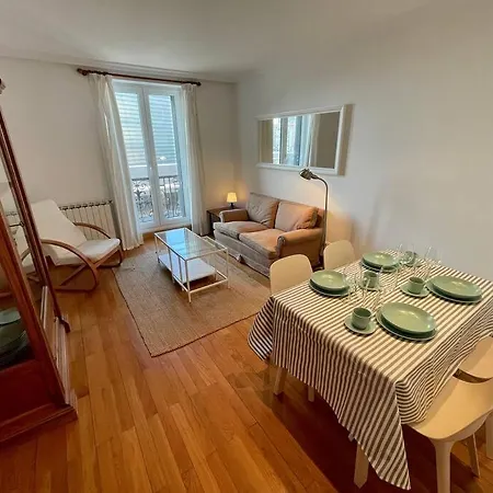 Frente Al Kursaal Y La Playa アパート *